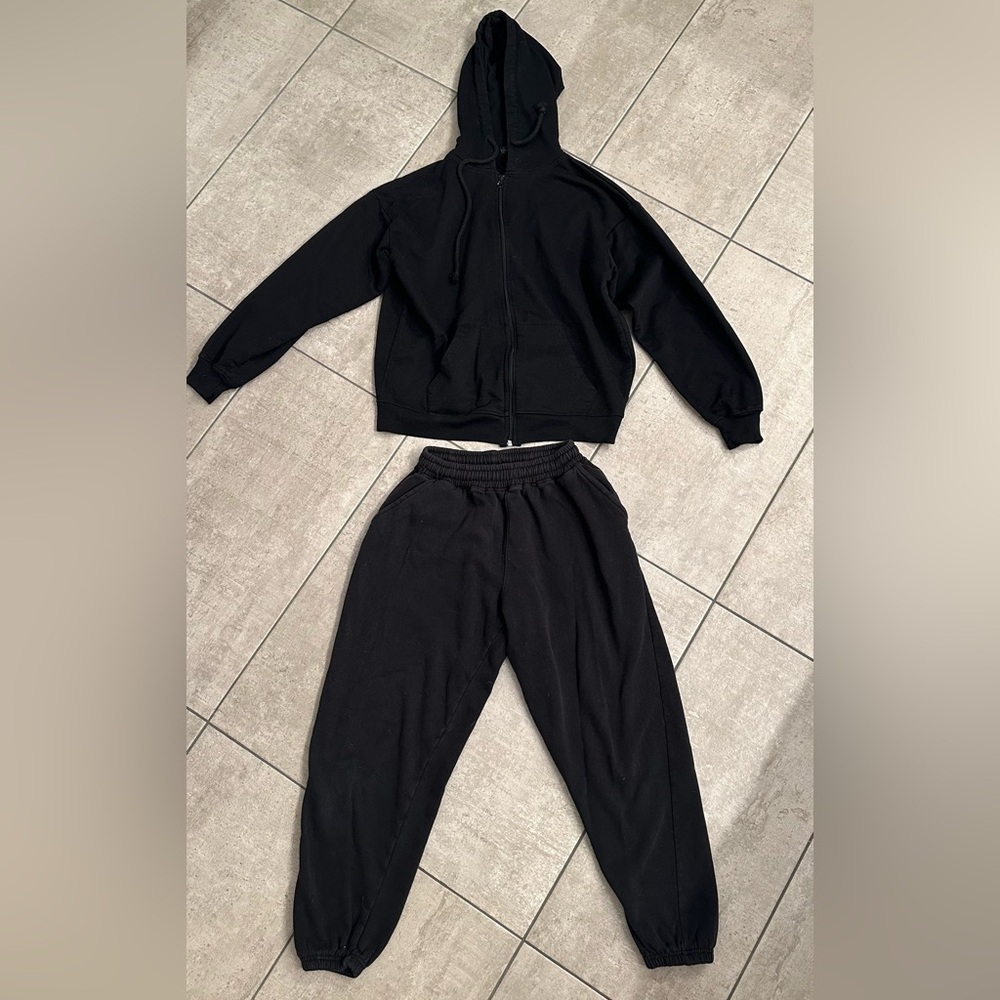 Missguided Sweatshirt & Sweatpants Set